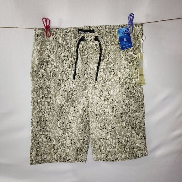 🏖 NWT Boys Shorts Size Medium - Picture 1 of 3